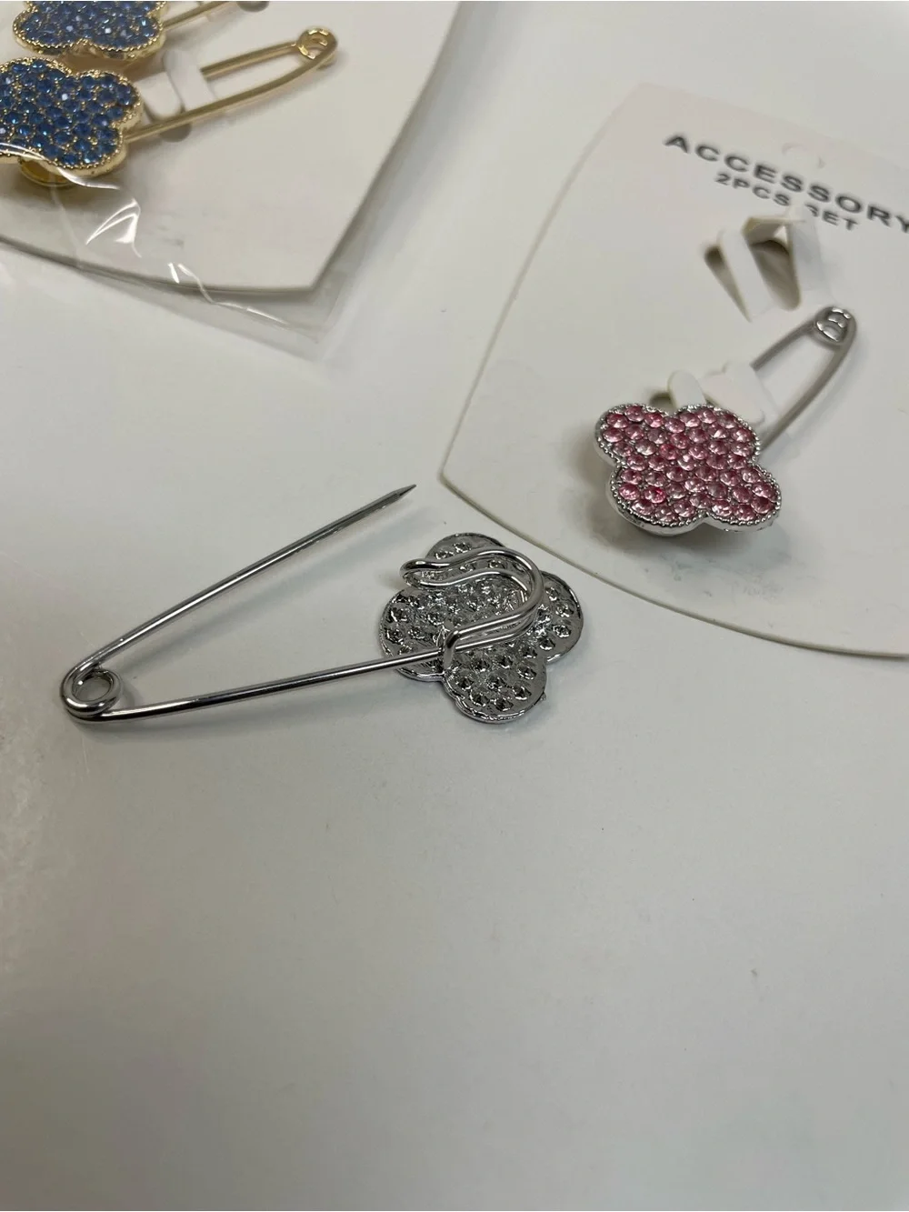 Gold-Tone Clover Pin Brooches - Green and Pink Sets